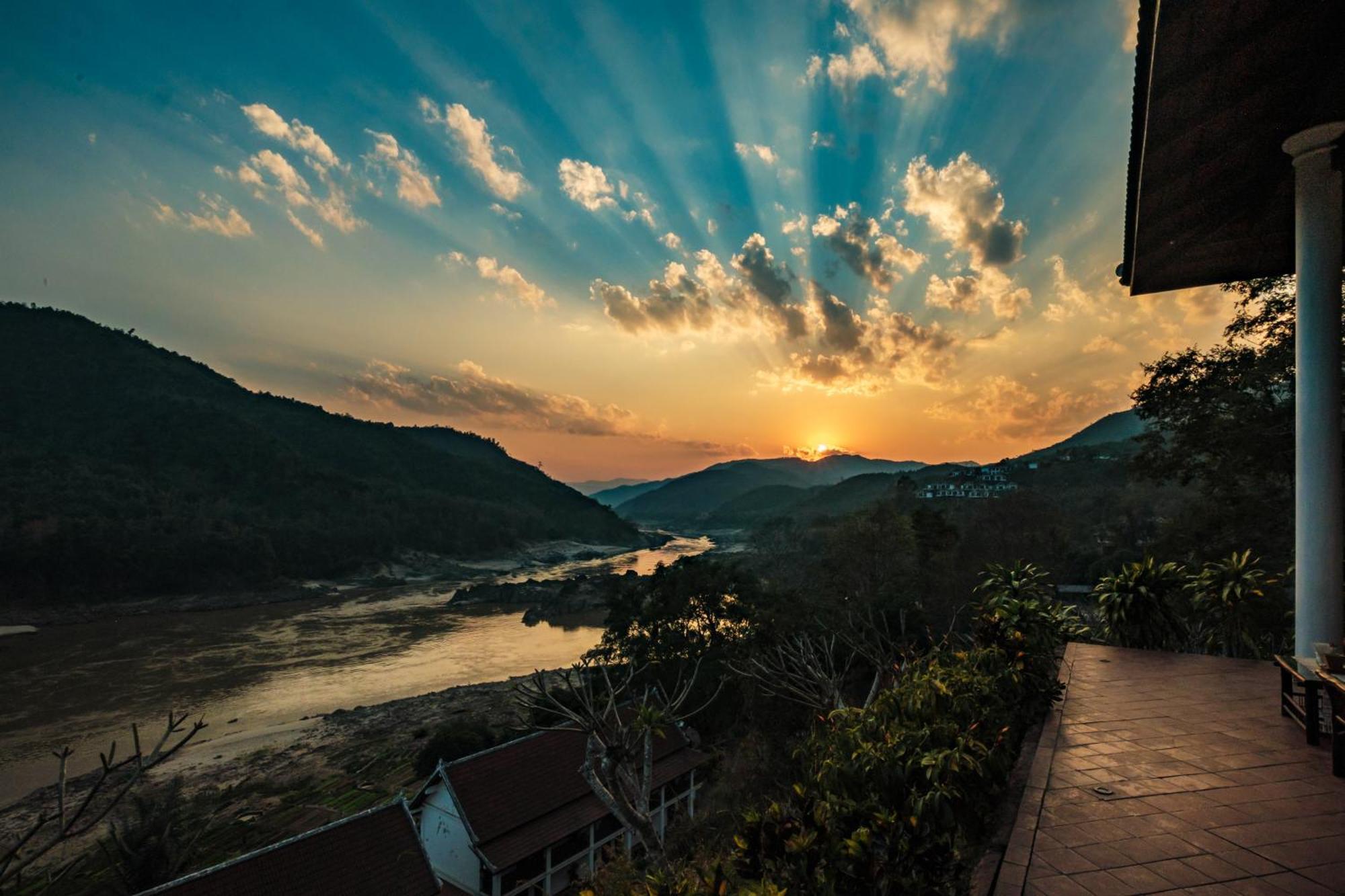 The Sanctuary Pakbeng Lodge Bagian luar foto